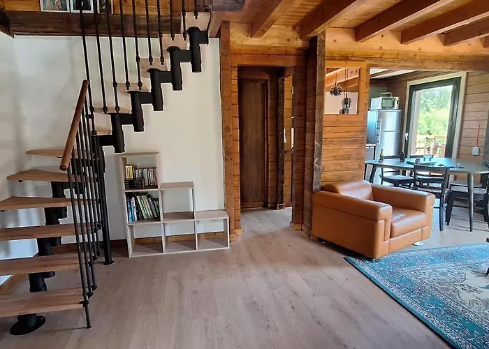 Chalet Confortable Et Tranquille